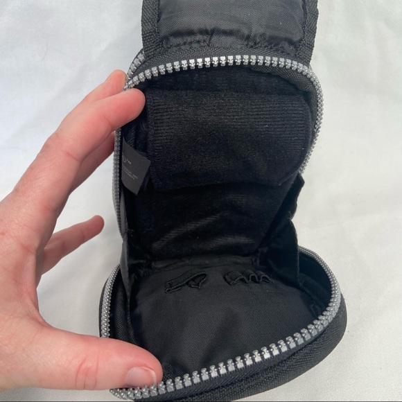 Nintendo DS Soft Carry Case Travel Bag Blue/Black Game Holder Console Zipper - Picture 6 of 7